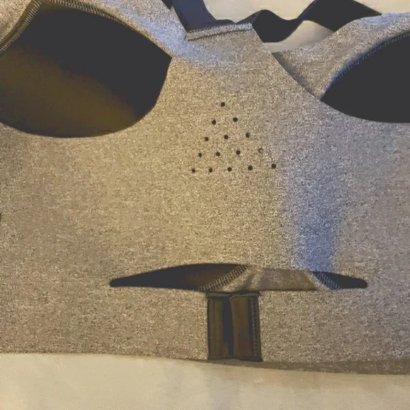 All in Motion Gray Sports Bra - Picture 4 of 8